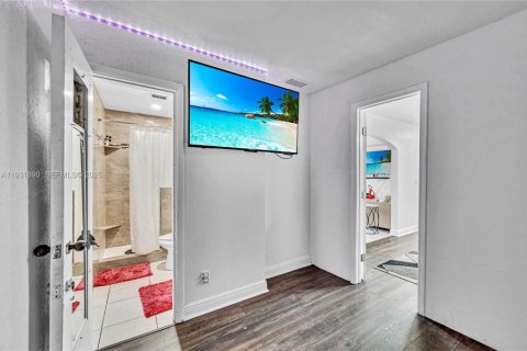 Купить виллу или дом в Плантация, Флорида 3 спальни, 199.18м2, № 1990256 - фото 29