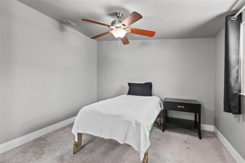 House in Bradenton, Florida 3 bedrooms, 198.25 sq.m. № 2258735 - photo 14