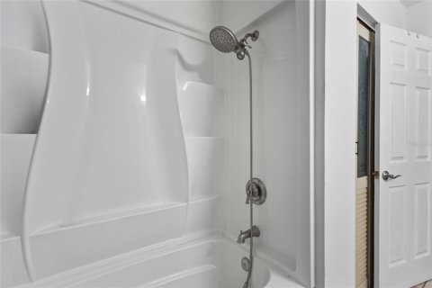 House in Bradenton, Florida 3 bedrooms, 198.25 sq.m. № 2258735 - photo 28