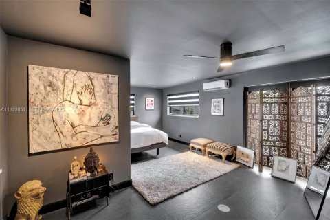 Снять в аренду виллу или дом в Окленд-Парк, Флорида 3 спальни, 154.22м2, № 1982881 - фото 14