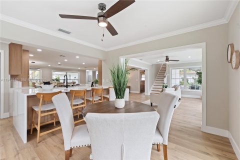 House in Vero Beach, Florida 4 bedrooms, 306.3 sq.m. № 2002818 - photo 21