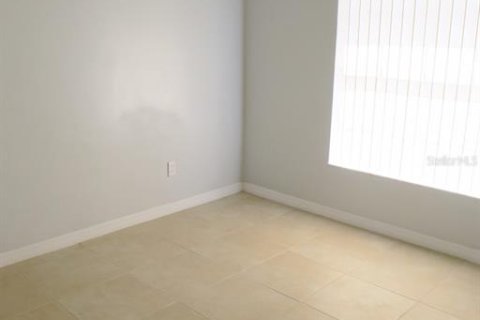 Townhouse in Orlando, Florida 3 bedrooms, 115.57 sq.m. № 2236652 - photo 12