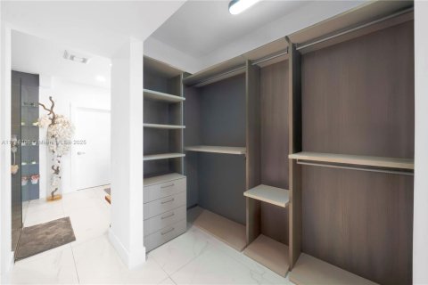 Купить кондоминиум в Дорал, Флорида 3 спальни, 158.86м2, № 1704048 - фото 23