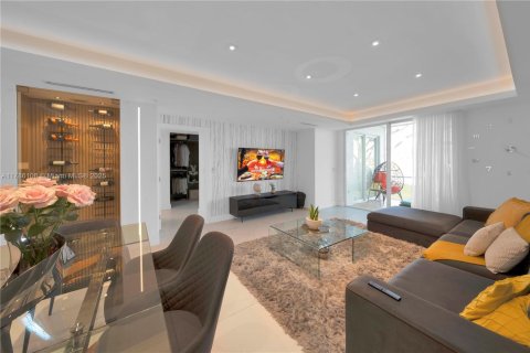 Купить кондоминиум в Дорал, Флорида 3 спальни, 158.86м2, № 1704048 - фото 15