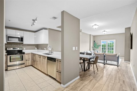 Copropriété à louer à Miami, Floride: 3 chambres, 113.71 m2 № 1922874 - photo 4