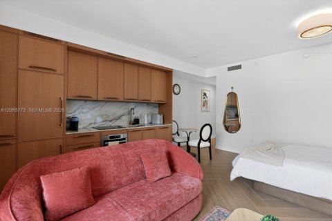 Condominio en venta en Miami, Florida № 2155953 - foto 2
