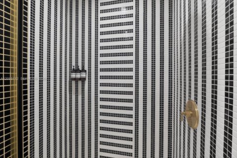 Condominio en venta en Miami, Florida № 2155953 - foto 27
