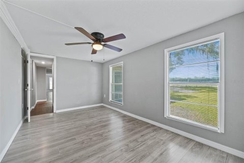 House in Orlando, Florida 4 bedrooms, 153.85 sq.m. № 1379805 - photo 21