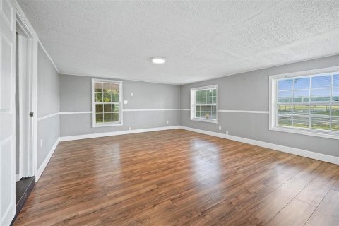 House in Orlando, Florida 4 bedrooms, 153.85 sq.m. № 1379805 - photo 18