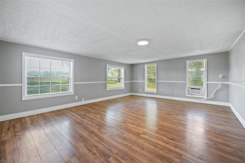 House in Orlando, Florida 4 bedrooms, 153.85 sq.m. № 1379805 - photo 17