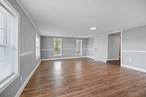 House in Orlando, Florida 4 bedrooms, 153.85 sq.m. № 1379805 - photo 16