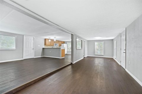 House in Orlando, Florida 4 bedrooms, 153.85 sq.m. № 1379805 - photo 6