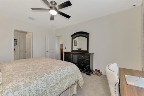 House in Bradenton, Florida 4 bedrooms, 169.83 sq.m. № 2200179 - photo 29