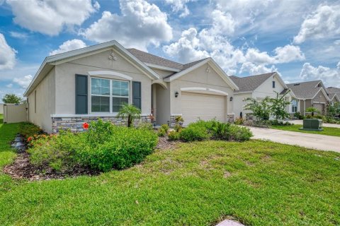 House in Bradenton, Florida 4 bedrooms, 169.83 sq.m. № 2200179 - photo 3