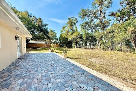 Villa ou maison à louer à Clearwater, Floride: 3 chambres, 153.29 m2 № 2103637 - photo 24