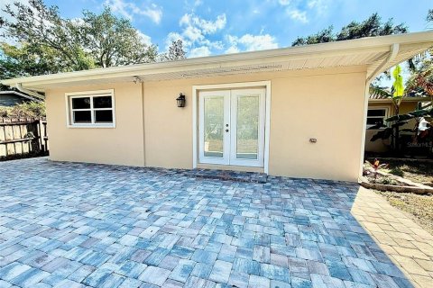 Villa ou maison à louer à Clearwater, Floride: 3 chambres, 153.29 m2 № 2103637 - photo 27