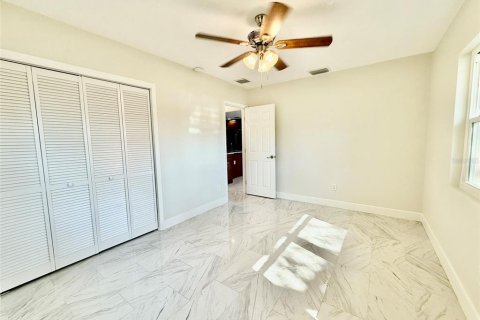 Villa ou maison à louer à Clearwater, Floride: 3 chambres, 153.29 m2 № 2103637 - photo 20