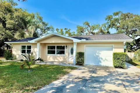 Villa ou maison à louer à Clearwater, Floride: 3 chambres, 153.29 m2 № 2103637 - photo 28