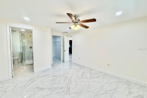 Villa ou maison à louer à Clearwater, Floride: 3 chambres, 153.29 m2 № 2103637 - photo 12