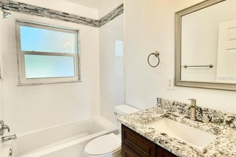 Villa ou maison à louer à Clearwater, Floride: 3 chambres, 153.29 m2 № 2103637 - photo 16