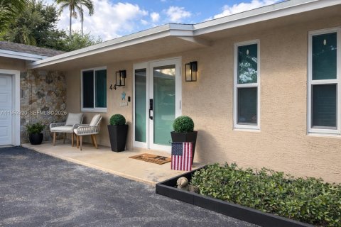 Casa en venta en Dania Beach, Florida, 3 dormitorios, 153.57 m2 № 2030611 - foto 3