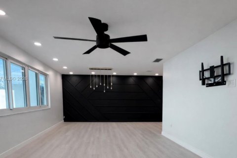 Casa en venta en Dania Beach, Florida, 3 dormitorios, 153.57 m2 № 2030611 - foto 28