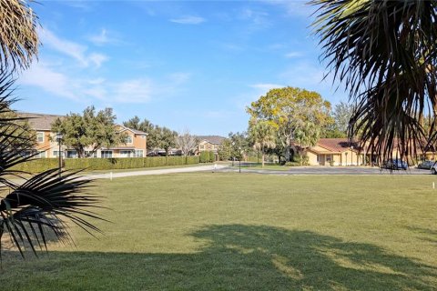 Touwnhouse à vendre à Apopka, Floride: 3 chambres, 141.49 m2 № 2096657 - photo 5