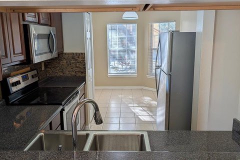 Touwnhouse à vendre à Apopka, Floride: 3 chambres, 141.49 m2 № 2096657 - photo 8