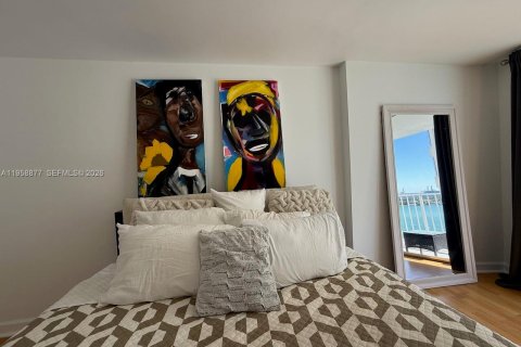 Condo in Miami Beach, Florida, 2 bedrooms № 2154826 - photo 8