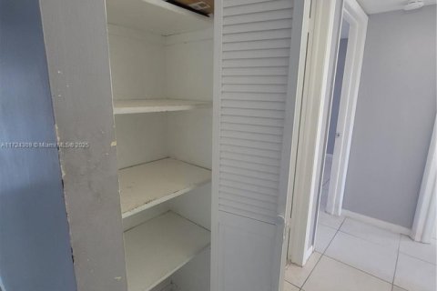 Copropriété à vendre à Lauderhill, Floride: 2 chambres, 89.09 m2 № 1942819 - photo 7