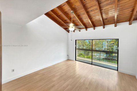 Купить кондоминиум в Корал-Гейблс, Флорида 2 спальни, 96.43м2, № 2013569 - фото 10