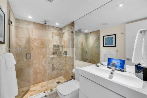 Condominio en venta en Pompano Beach, Florida, 3 dormitorios, 150.5 m2 № 2049968 - foto 18