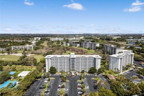 Condominio en venta en Pompano Beach, Florida, 3 dormitorios, 150.5 m2 № 2049968 - foto 28