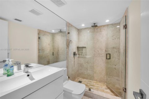 Condominio en venta en Pompano Beach, Florida, 3 dormitorios, 150.5 m2 № 2049968 - foto 21