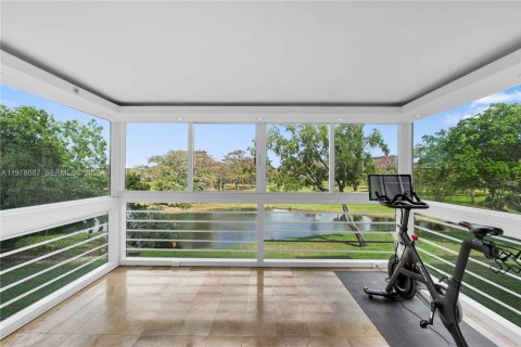 Condominio en venta en Pompano Beach, Florida, 3 dormitorios, 150.5 m2 № 2049968 - foto 7