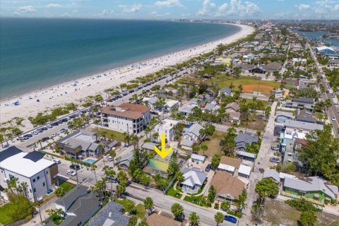 Villa ou maison à vendre à Saint Pete Beach, Floride: 2 chambres, 160.54 m2 № 1609579 - photo 7