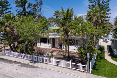 Villa ou maison à vendre à Saint Pete Beach, Floride: 2 chambres, 160.54 m2 № 1609579 - photo 12