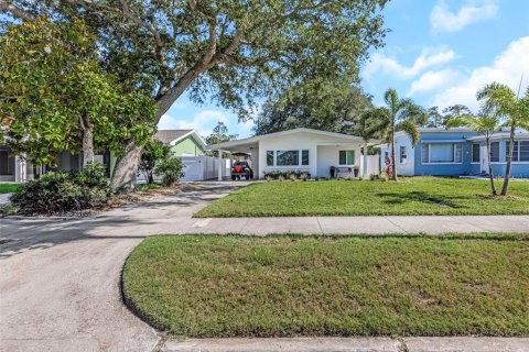 House in Clearwater, Florida 2 bedrooms, 102.56 sq.m. № 2148191 - photo 8