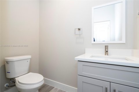 House in Sebring, Florida 3 bedrooms № 1953009 - photo 20