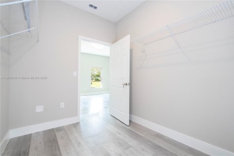 House in Sebring, Florida 3 bedrooms № 1953009 - photo 25