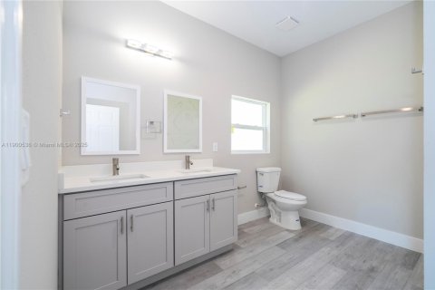 House in Sebring, Florida 3 bedrooms № 1953009 - photo 27