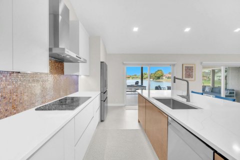 Casa en venta en Pembroke Pines, Florida, 3 dormitorios, 177.72 m2 № 1768356 - foto 16