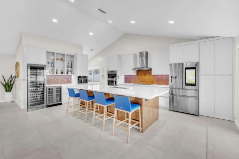 Casa en venta en Pembroke Pines, Florida, 3 dormitorios, 177.72 m2 № 1768356 - foto 11