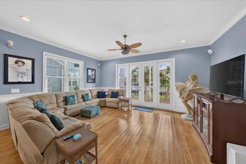 Townhouse in Placida, Florida 3 bedrooms, 211.82 sq.m. № 2314146 - photo 20