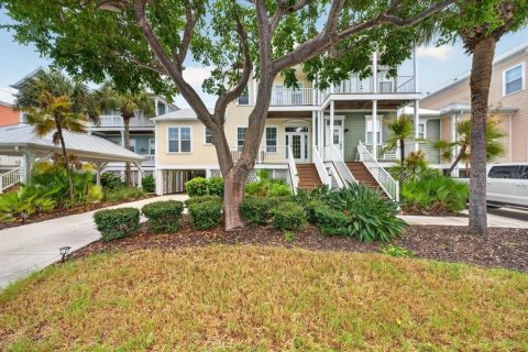 Townhouse in Placida, Florida 3 bedrooms, 211.82 sq.m. № 2314146 - photo 2