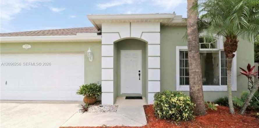 Villa ou maison à Stuart, Floride 3 chambres № 2387822