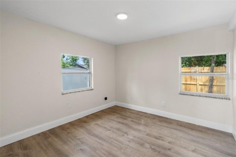 House in Saint Petersburg, Florida 2 bedrooms, 95.13 sq.m. № 1829202 - photo 17