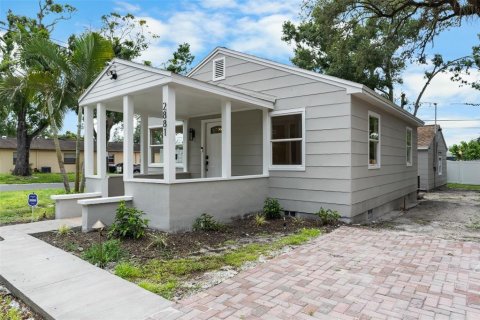 House in Saint Petersburg, Florida 2 bedrooms, 95.13 sq.m. № 1829202 - photo 3