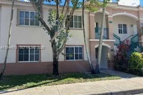 Copropriété à louer à Homestead, Floride: 2 chambres, 76.37 m2 № 2001483 - photo 4