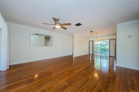 House in Oldsmar, Florida 2 bedrooms, 143.44 sq.m. № 1644473 - photo 13